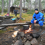 remando en el lago Inari