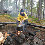 remando en el lago Inari