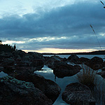 remando en el lago Inari