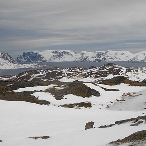 SØRØYA PÅ LANGS