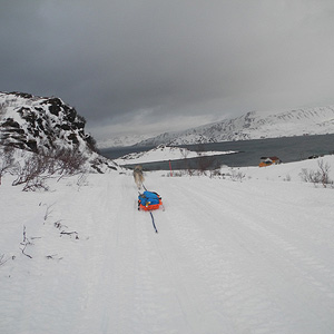 SØRØYA PÅ LANGS