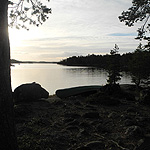 remando en el lago Inari