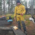 remando en el lago Inari