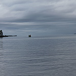 remando en el lago Inari