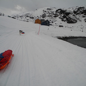 SØRØYA PÅ LANGS