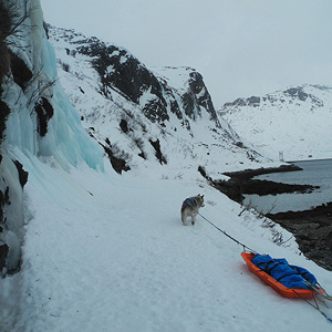 SØRØYA PÅ LANGS