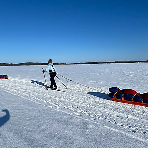Travesía curso lago Inari, marzo