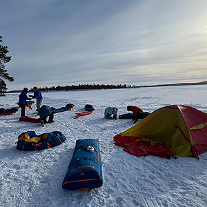 Travesía curso lago Inari, marzo