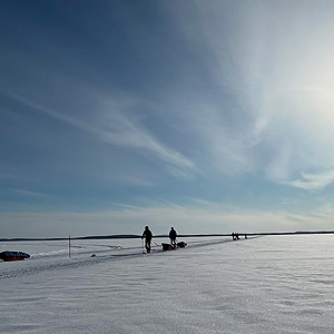 Travesía curso lago Inari, marzo