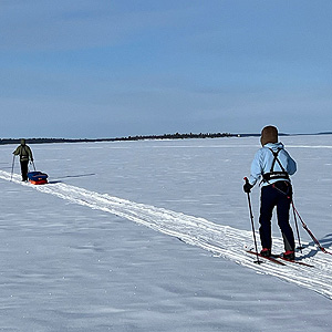 Travesía curso lago Inari, marzo