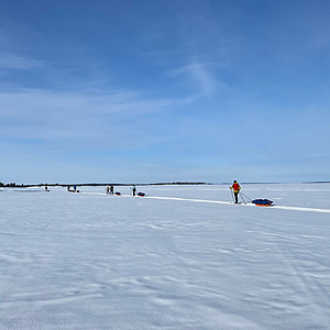 Travesía curso lago Inari, marzo