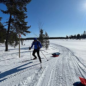 Travesía curso lago Inari, marzo