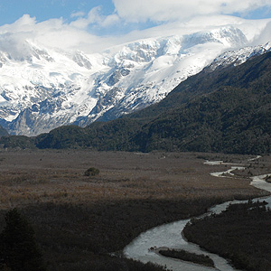 Hielo Patagónico Norte: este-oeste