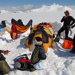 Hielo Patagónico Norte: este-oeste